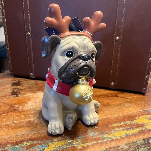 NWT Christmas Pug Statue - Picture 3 of 4